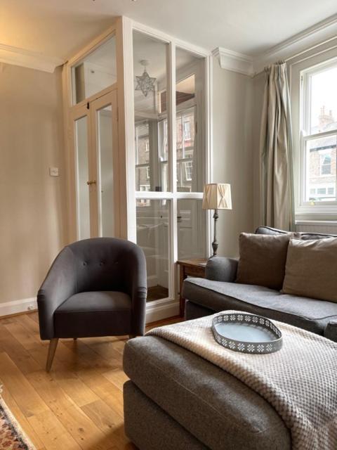 Villa The Old Carriage House York Esterno foto